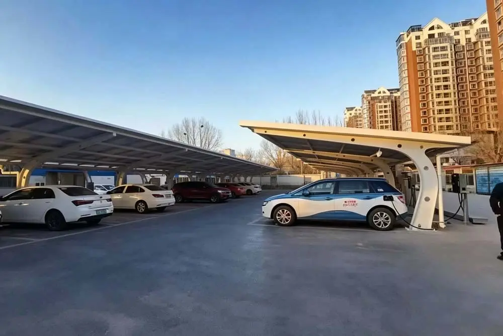 Back-to-Back Connected Solar Carport